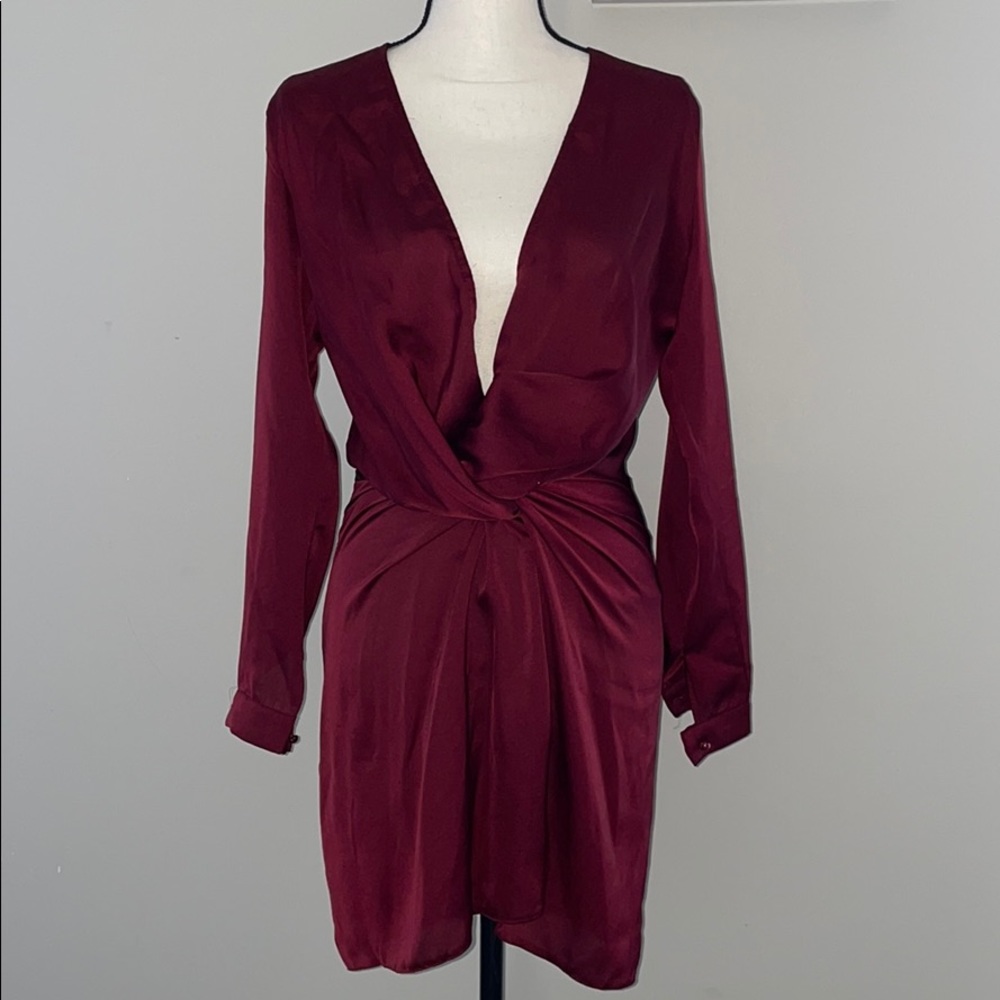 MESHKI burgundy split leg dress